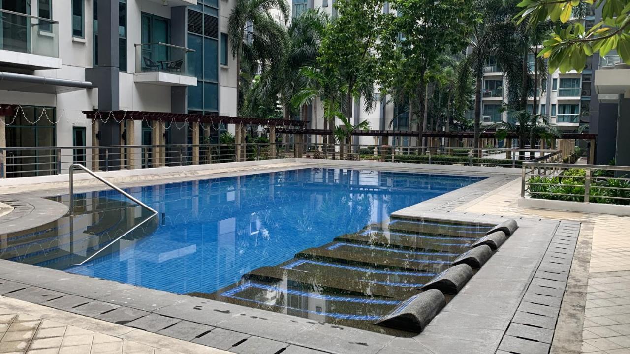 One Palm Tree Villas Condominium - Studio Room With Balcony - Across Terminal 3 มะนิลา ภายนอก รูปภาพ