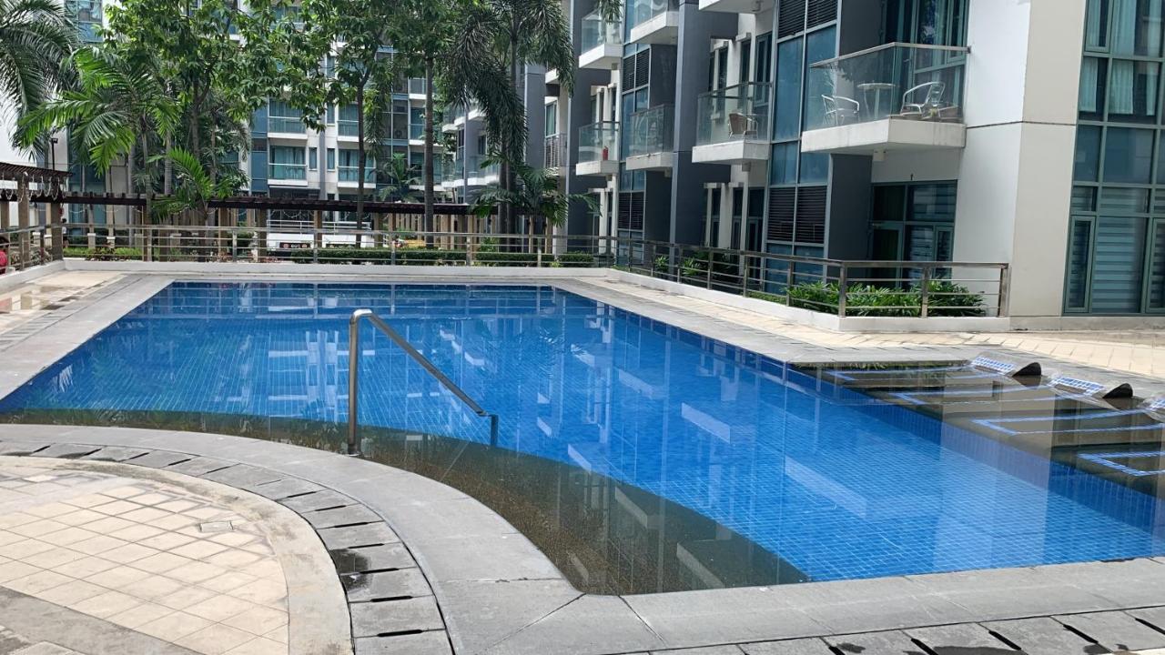 One Palm Tree Villas Condominium - Studio Room With Balcony - Across Terminal 3 มะนิลา ภายนอก รูปภาพ